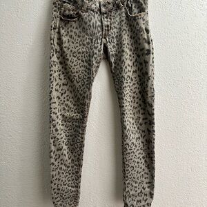 Leopard Print crazy sexy cool Dollhouse jeans size 5 juniors